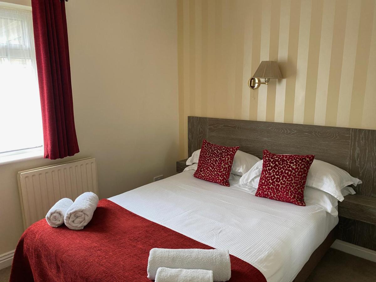 Byways Serviced Apartments Солсбъри Екстериор снимка