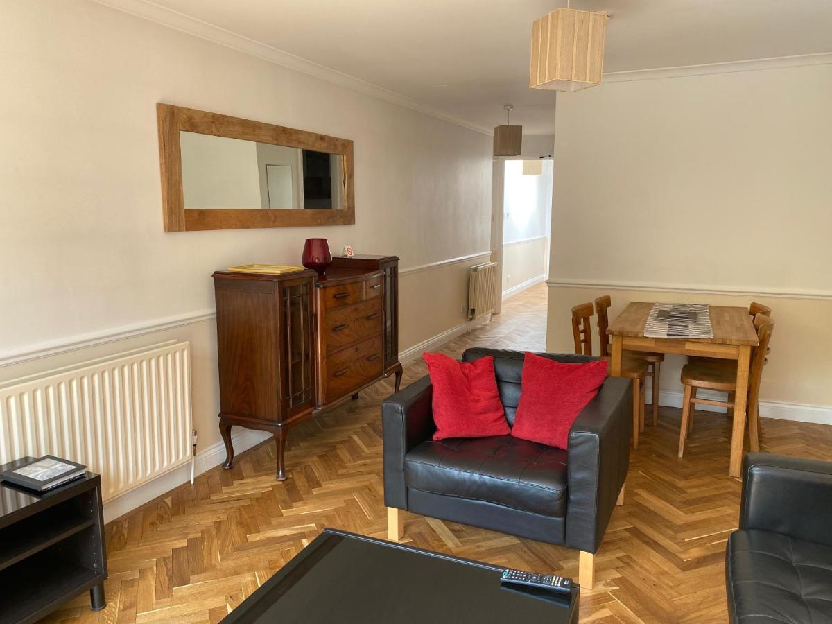 Byways Serviced Apartments Солсбъри Екстериор снимка
