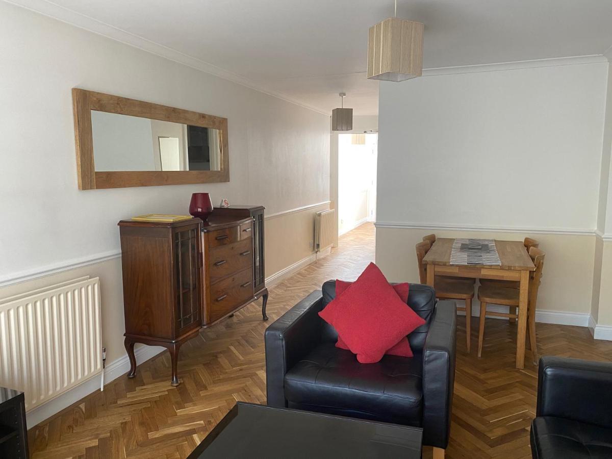Byways Serviced Apartments Солсбъри Екстериор снимка