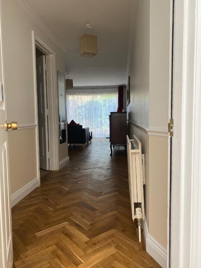 Byways Serviced Apartments Солсбъри Екстериор снимка