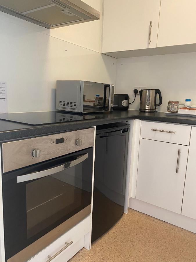 Byways Serviced Apartments Солсбъри Екстериор снимка