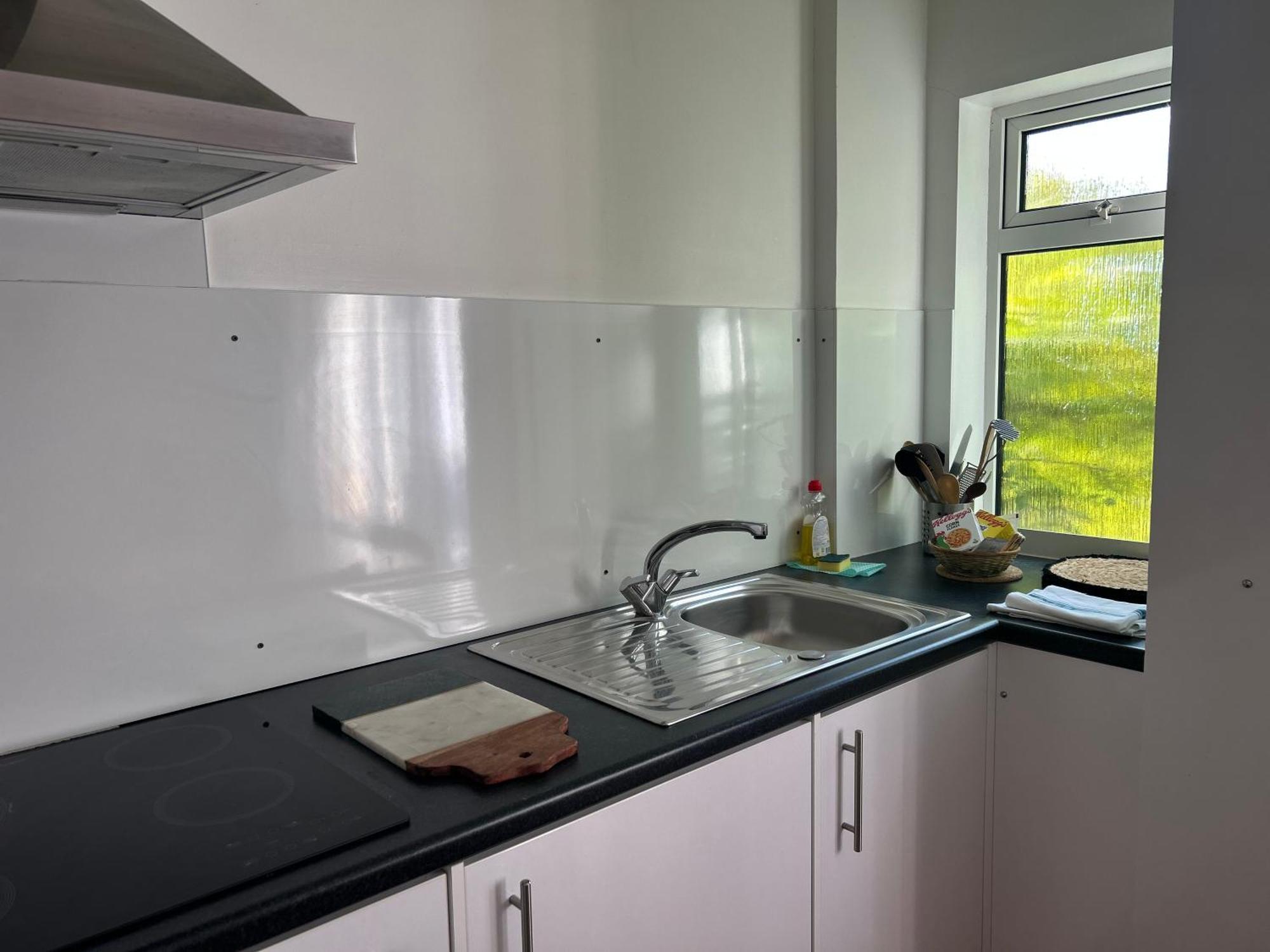 Byways Serviced Apartments Солсбъри Екстериор снимка
